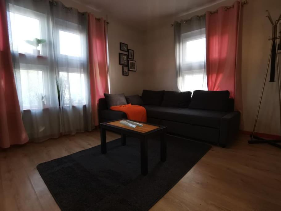 N1 F2 40M2 Avec Petit Jardin Apartman Hérouville-Saint-Clair Kültér fotó